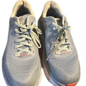 Gently Worn Hoka Bondi 7 Sneakers Size 9 Wide